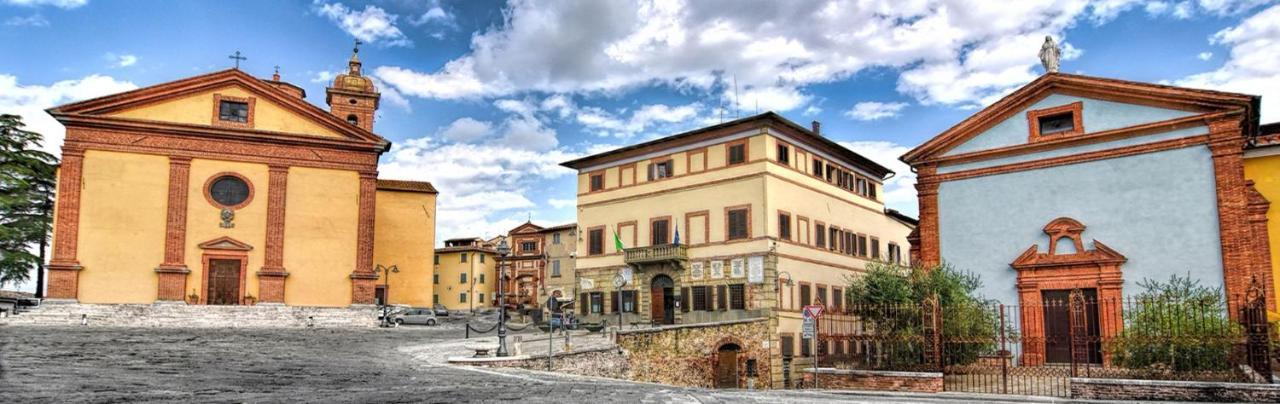 La Piazza - Appartamento Con Vista Sinalunga Eksteriør billede